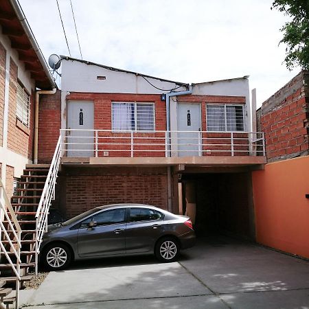 Departamentos Las Araucarias- 2 A 5 Personas Con Estacionamiento Неукен Экстерьер фото